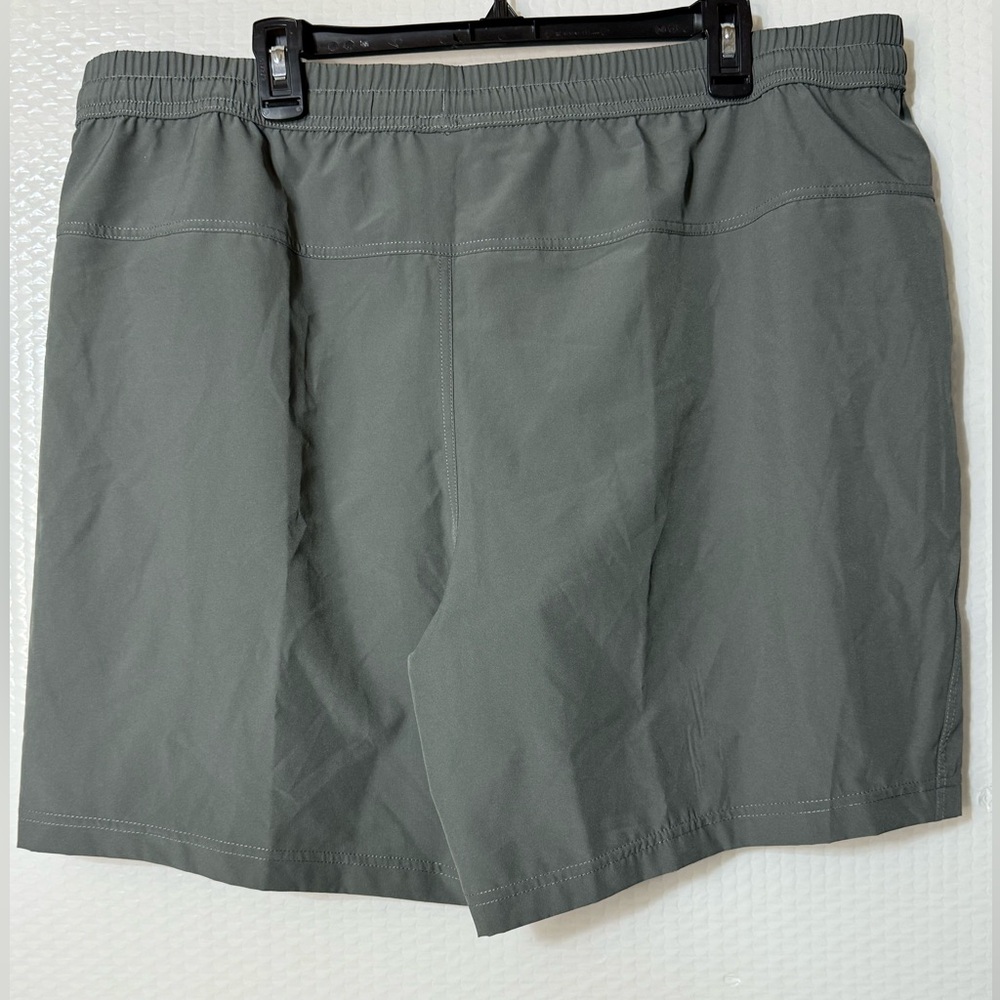 Nike Dri-FIT 7" Lightweight Unlined Training Shorts Gray DV9857-068 Mens 2XL NWT - Picture 2 of 3